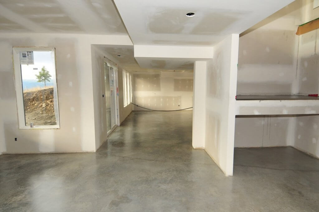 Basement Shower Flooring Ideas Design, Flooring For Concrete Basement Bathroom